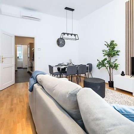 Orestaliving - Spacious 2Br On The Danube Canal Vienna Exterior photo
